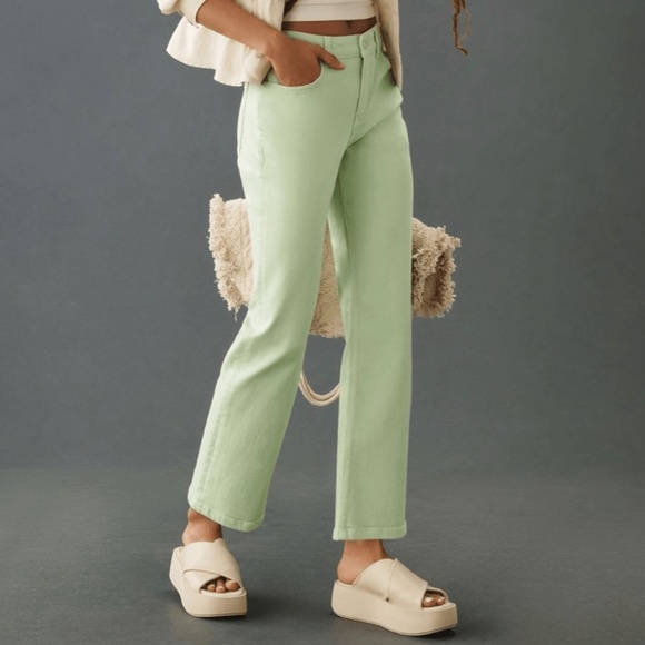 Brand New THE YAYA MID-RISE CROP FLARE JEANS BY PILCRO - Picture 8 of 16